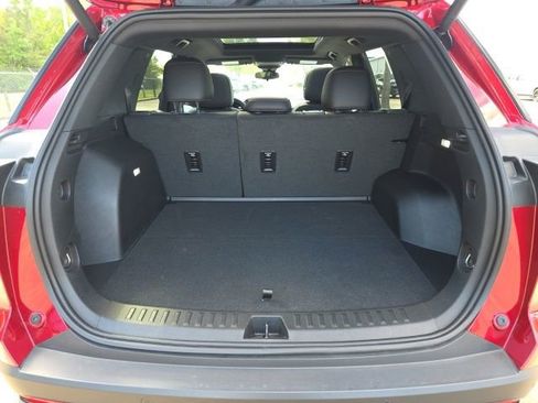 Used 2025 Chevrolet Equinox RS w/ Convenience Package III image 15