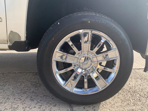 Used 2015 Chevrolet Silverado 1500 High Country w/ High Country Premium Package image 55