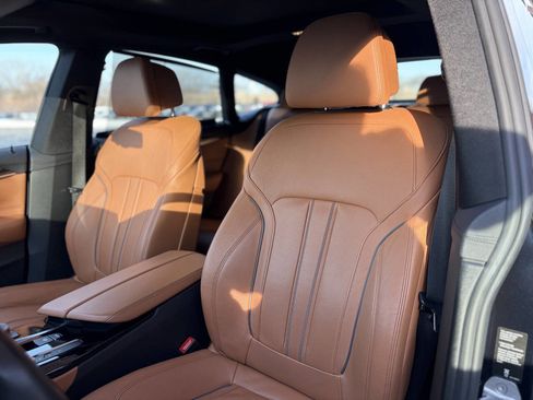 Used 2018 BMW 640i Gran Turismo xDrive w/ Executive Package image 10