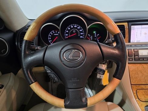 Used 2003 Lexus SC 430 Convertible image 14