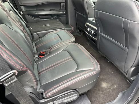 Used 2022 Ford Expedition Limited AWD/4WD image 10