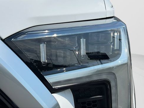 Used 2024 Toyota Tundra Limited AWD/4WD image 24