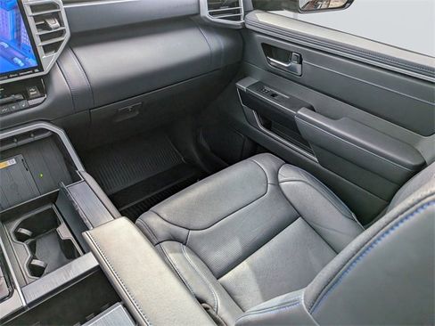 Used 2024 Toyota Sequoia Platinum image 19