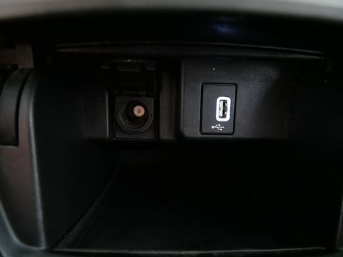 Used 2018 Honda Accord LX image 29