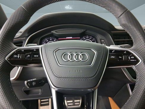 Used 2025 Audi RS 7 Performance image 15