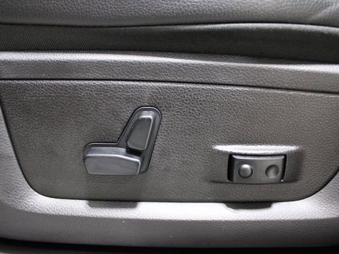 Used 2020 RAM 2500 Laramie image 17