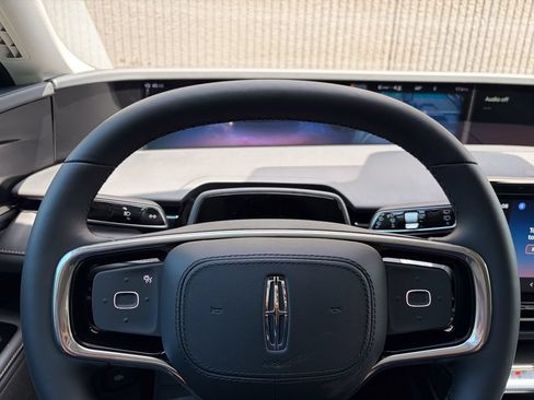New 2026 Lincoln Nautilus Reserve w/ Jet Appearance Package AWD/4WD image 37
