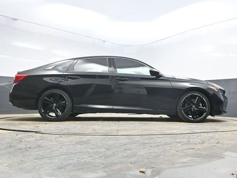 Used 2018 Honda Accord Sport image 30