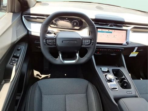 New 2026 Jeep Cherokee Laredo AWD/4WD image 13