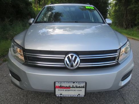 Used 2015 Volkswagen Tiguan S FWD image 3