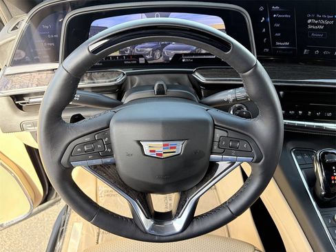 Certified 2023 Cadillac Escalade ESV Premium Luxury image 24