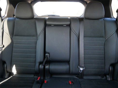 Used 2025 Mitsubishi Outlander SE image 14