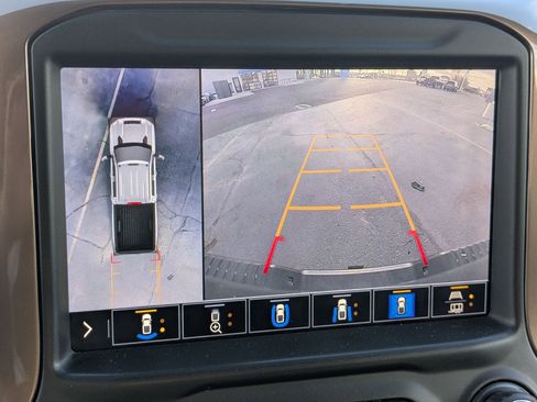 Used 2020 Chevrolet Silverado 3500 High Country w/ Technology Package image 23