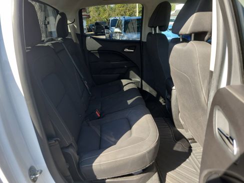 Used 2021 Chevrolet Colorado LT w/ Safety Package image 13