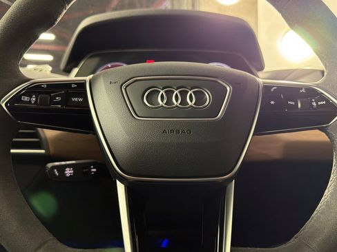Used 2024 Audi e-tron GT Premium Plus image 22
