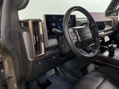 Used 2025 GMC Hummer EV 3X w/ LPO, Illumination Package image 2
