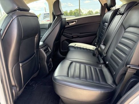 Used 2024 Ford Edge SEL AWD/4WD image 23