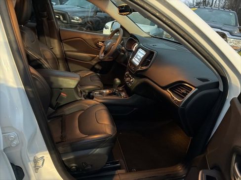 Used 2022 Jeep Cherokee Latitude Lux image 21