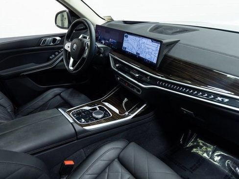 Certified 2023 BMW X7 xDrive40i w/ Premium Package image 26