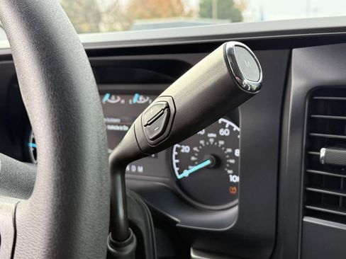 New 2026 Ford F550 4x4 Supercab Super Duty image 18