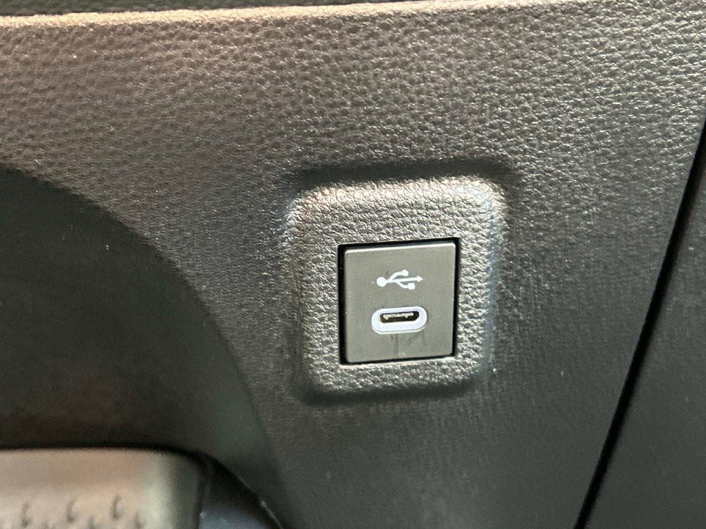 Used 2025 Toyota Corolla LE FWD image 24