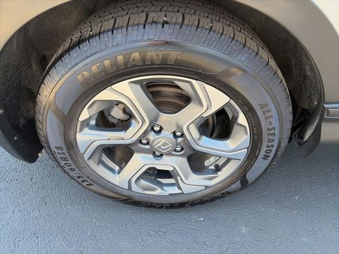 Used 2017 Honda CR-V EX-L image 4