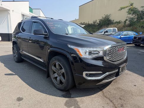 Used 2017 GMC Acadia Denali AWD/4WD image 9