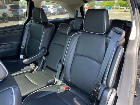 New 2025 Honda Odyssey Touring image 10