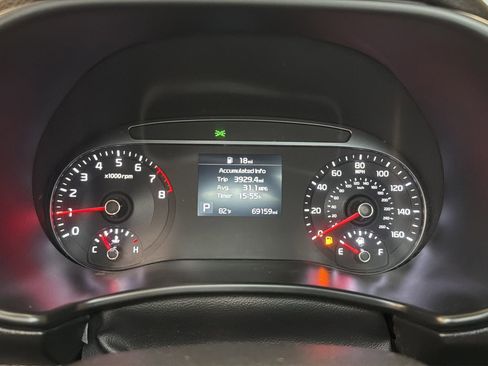 Used 2021 Kia Soul LX image 29