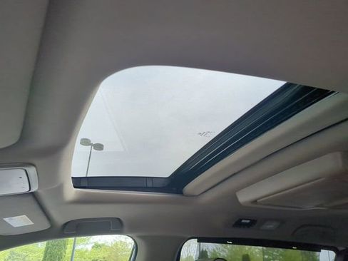 Used 2023 Honda Odyssey Elite image 19