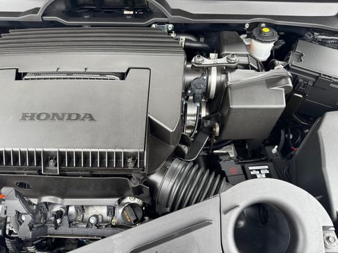 Used 2023 Honda Pilot TrailSport image 22