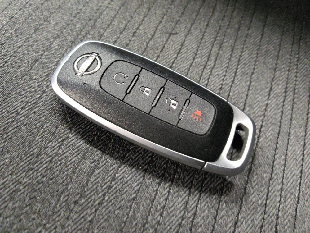 Used 2023 Nissan Rogue SV FWD image 32