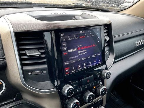 Used 2019 RAM 1500 Laramie AWD/4WD image 26
