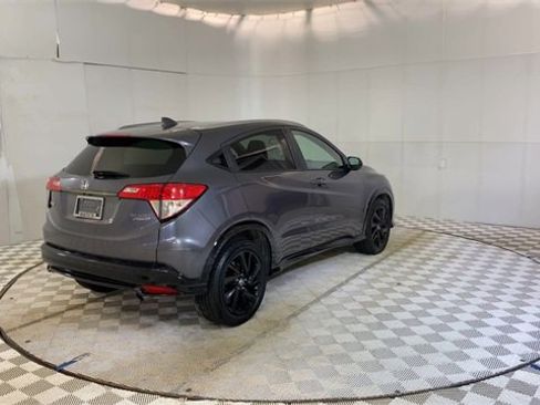 Used 2021 Honda HR-V Sport image 8