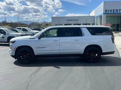 New 2026 Chevrolet Suburban High Country AWD/4WD image 20