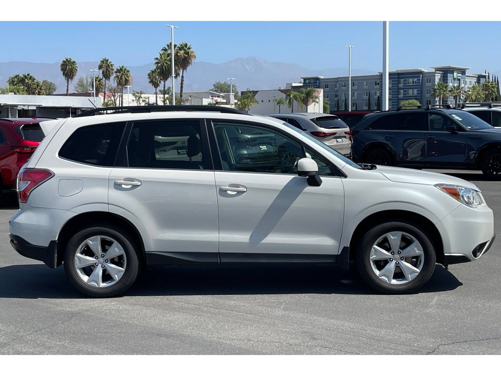 Used 2015 Subaru Forester 2.5i Limited AWD/4WD image 7
