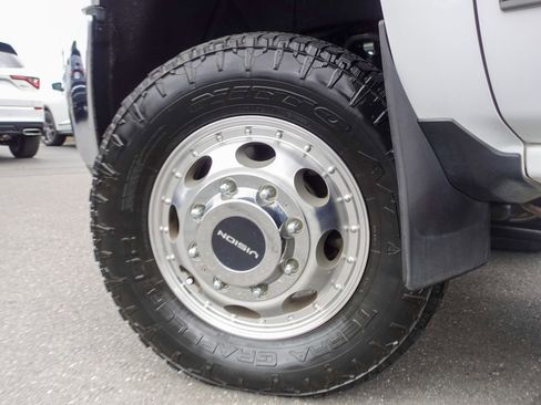Used 2019 Chevrolet Silverado 3500 LTZ w/ Duramax Plus Package image 12