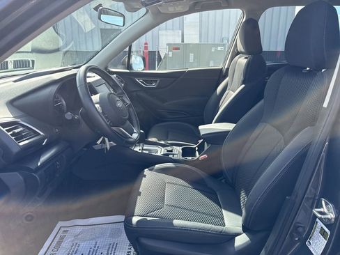 Used 2020 Subaru Forester Premium image 5