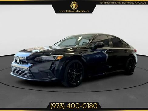 Used 2022 Honda Civic Sport image 3