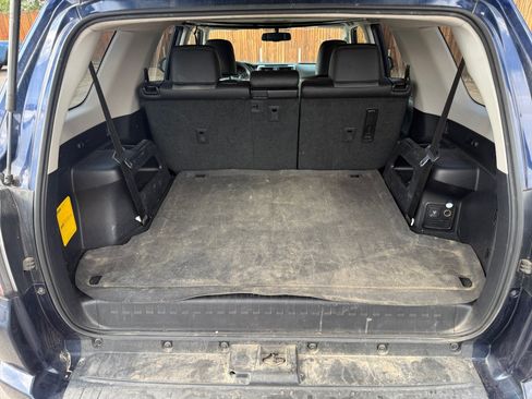 Used 2019 Toyota 4Runner SR5 Premium AWD/4WD image 32