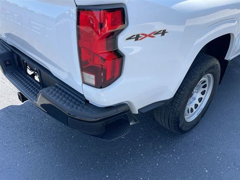 Used 2024 Chevrolet Colorado W/T w/ WT Convenience Package II image 37