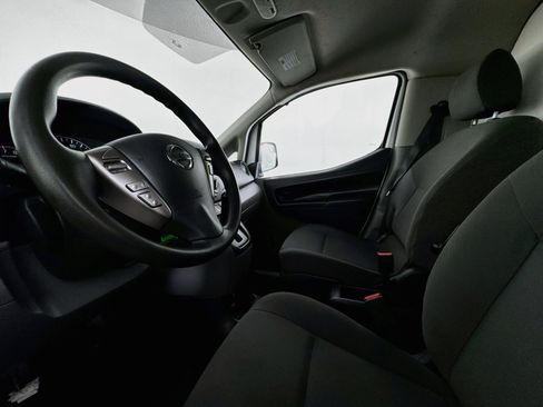Used 2021 Nissan NV200 S FWD image 19