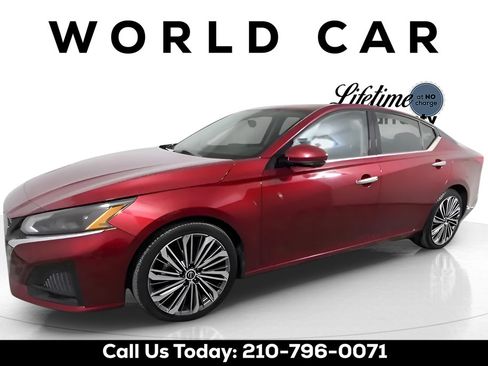 Used 2023 Nissan Altima 2.5 SL FWD image 9