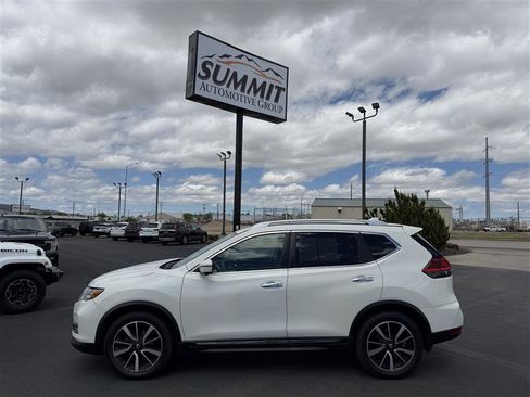 Used 2017 Nissan Rogue SL w/ SL Premium Package AWD/4WD image 1