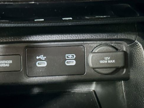 Used 2025 Honda Civic Sport image 27