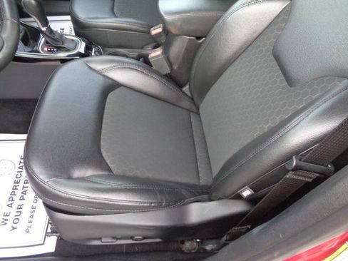 Used 2018 Jeep Compass Latitude w/ Popular Equipment Group image 20