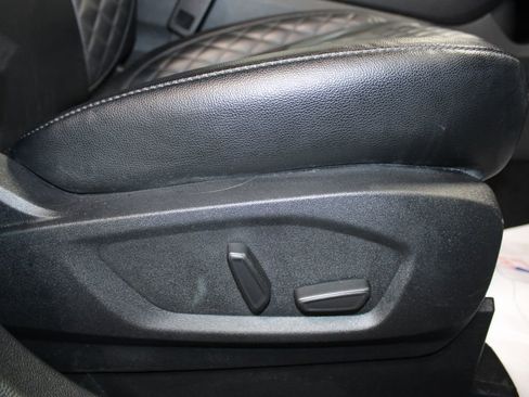 Used 2024 Ford Edge Titanium image 35