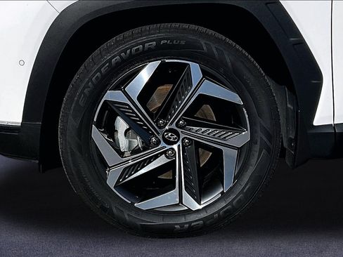 Used 2023 Hyundai Tucson Limited w/ Cargo Package AWD/4WD image 34