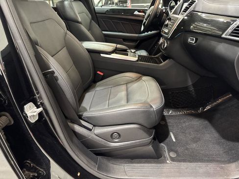 Used 2016 Mercedes-Benz GL 450 4MATIC image 58