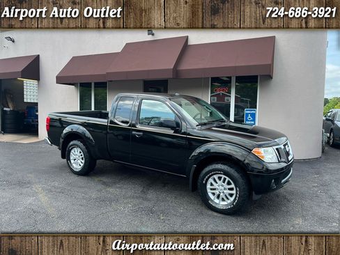 Used 2014 Nissan Frontier SV AWD/4WD image 1